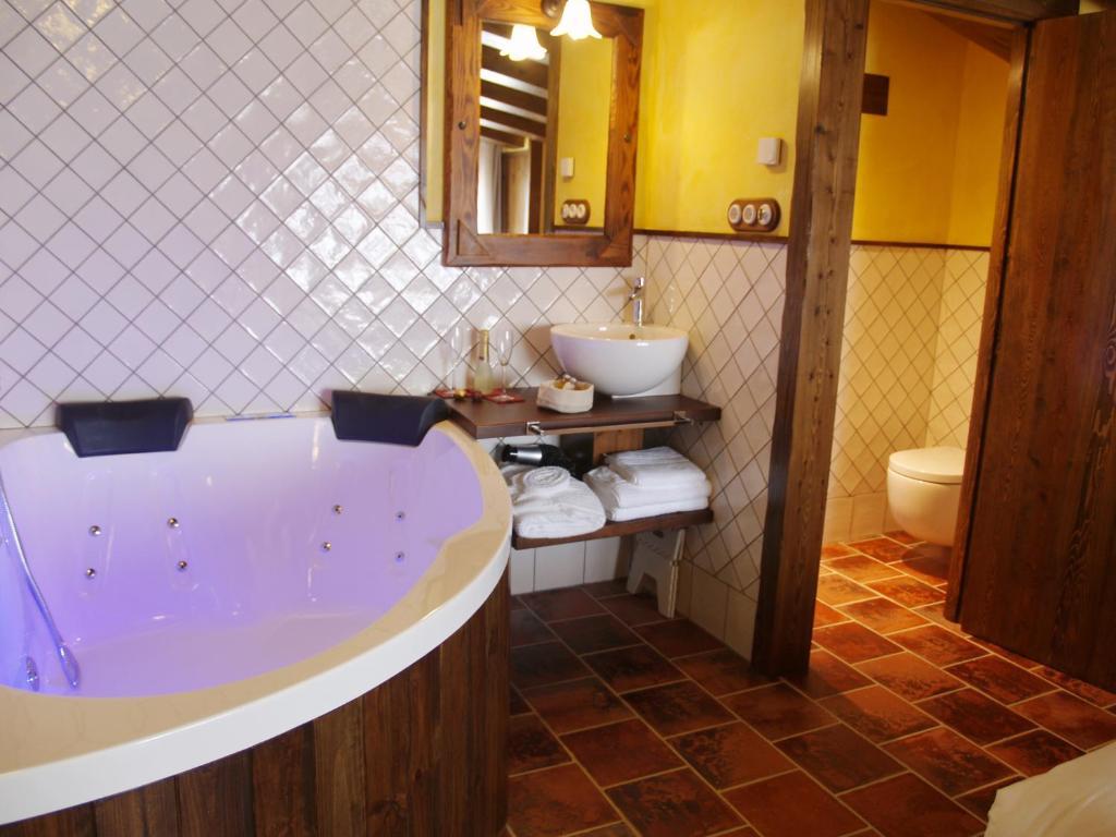 Font D'En Torres Solo Adultos Guest House Морела Стая снимка