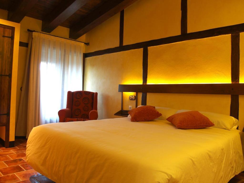 Font D'En Torres Solo Adultos Guest House Морела Стая снимка